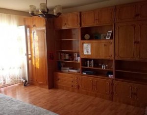 Apartament cu 3 camere decomandate, mobilat si utilat, langa IULIUS MALL