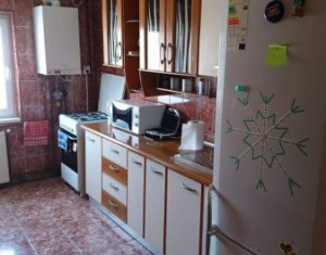 Apartament cu 3 camere decomandate, mobilat si utilat, langa IULIUS MALL