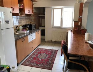 Apartament 4 camere, etaj intermediar, 2 balcoane, Marasti