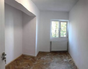  Apartamente 3 camere, 2 bai, balcon, in Manastur, zona centrala a cartierului