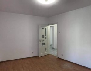  Apartamente 3 camere, 2 bai, balcon, in Manastur, zona centrala a cartierului