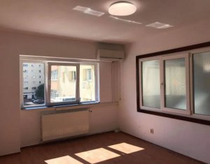  Apartamente 3 camere, 2 bai, balcon, in Manastur, zona centrala a cartierului