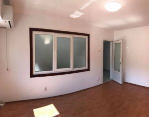  Apartamente 3 camere, 2 bai, balcon, in Manastur, zona centrala a cartierului