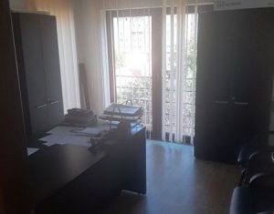 Appartement 4 chambres à vendre dans Cluj-napoca, zone Marasti