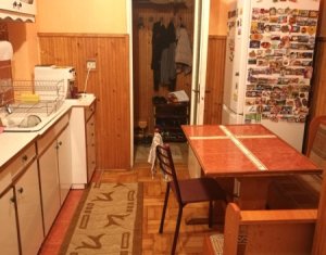 Apartament 3 camere, decomandat, 65 mp, parter, parcare, Zorilor, zona Viilor