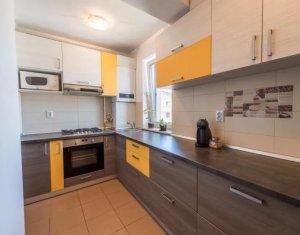 TOP!  Apartament 100 mp, 3 camere, 2 bai, 2 balcoane, langa Iulius Mall