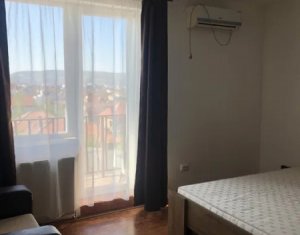 Apartament cochet, cu centrala proprie si AC, Gheorgheni, loc de parcare