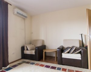 Apartament cochet, cu centrala proprie si AC, Gheorgheni, loc de parcare