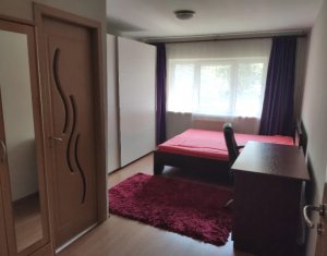 Apartament 3 camere, suprafata generoasa, foarte luminos, zona Observatorului