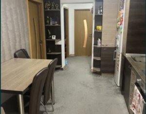 Apartament 2 camere, decomandat, cu gradina, situat in Floresti, zona Eroilor