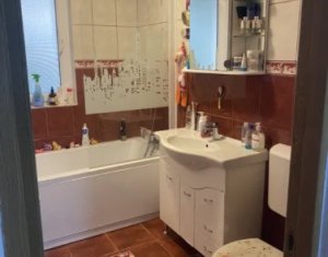 Apartament 2 camere, decomandat, cu gradina, situat in Floresti, zona Eroilor