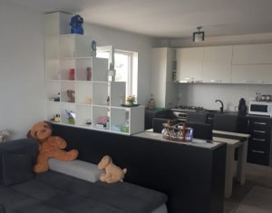 Appartement 3 chambres à vendre dans Floresti