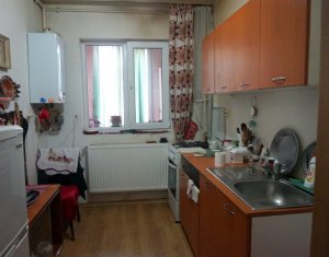 Apartment 1 rooms for sale in Floresti