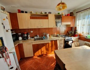 Apartament cu 3 camere decomandate, 67 mp, zona BIG