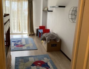 Apartament 3 camere 64 mp + 11 mp balcon, parcare, Manastur