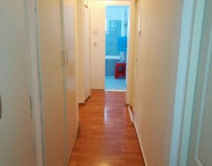 Apartment 4 rooms for sale in Cluj-napoca, zone Intre Lacuri