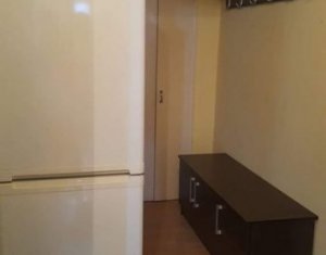 Apartament 3 camere, etaj 3 din 4, recent finisat, Est, in Manastur, zona Big