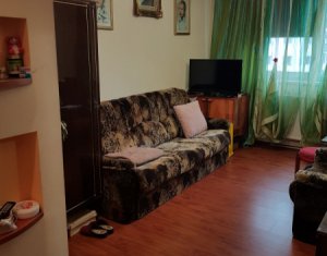 Apartament cu 3 camere semidecomandate, 58 mp,  zona BIG