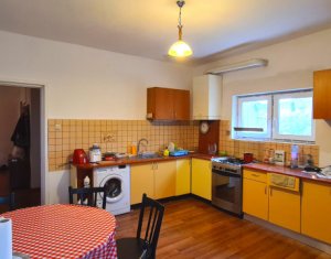 Apartment 4 rooms for sale in Cluj-napoca, zone Centru