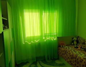 Apartament cu 3 camere, zona McDonald's Manastur