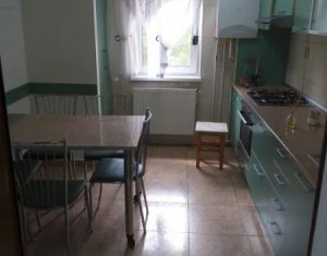 Appartement 4 chambres à vendre dans Cluj-napoca, zone Marasti