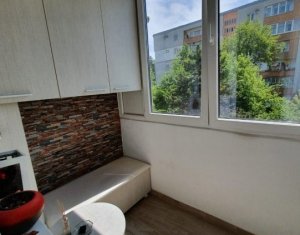 Apartament 3 camere, 60 mp, loc parcare, cartierul Manastur, strada Primaverii
