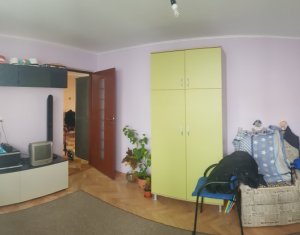 Appartement 4 chambres à vendre dans Cluj-napoca, zone Manastur