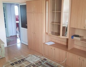 Vanzare apartament cu 2 camere, zona strazii Primaverii, decomandat