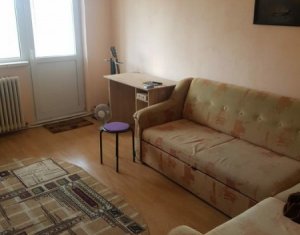 Vanzare apartament cu 2 camere, zona strazii Primaverii, decomandat