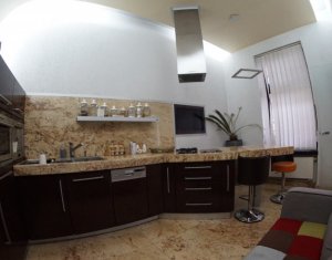 Centru! Apartament in vila istorica, 85mp, zona Podul Horea, Palatul Babos