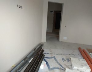 Vanzare apartament 2 camere, bloc nou, gradina, 30mp, zona calea Baciului