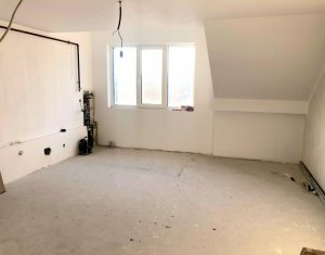 Appartement 3 chambres à vendre dans Floresti