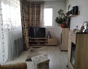 Apartament 3 camere, 60 mp, mobilat, strada Florilor