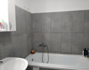 Apartament 3 camere, 60 mp, mobilat, strada Florilor