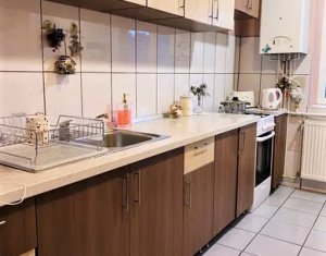 Apartament 3 camere, decomandat, etaj 2, 2 bai, 2 balcoane, in Marasti