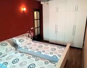 Apartament cu 3 camere in Manastur, etaj 1, zona strazii Campului, parcare cu CF