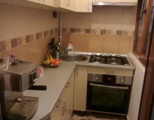 Apartament cu 3 camere in Manastur, etaj 1, zona strazii Campului, parcare cu CF