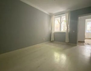 Appartement 3 chambres à vendre dans Cluj-napoca, zone Centru