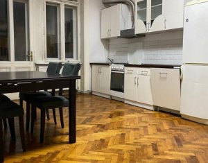 Appartement 3 chambres à vendre dans Cluj-napoca, zone Gara