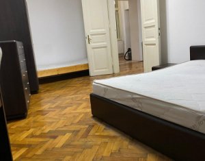 Appartement 3 chambres à vendre dans Cluj-napoca, zone Gara