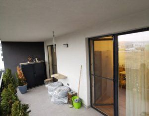 Appartement 3 chambres à vendre dans Sannicoara, zone Centru