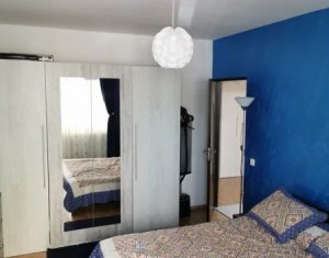 Vanzare apartament cu 2 camere, parcare, cartier Europa 