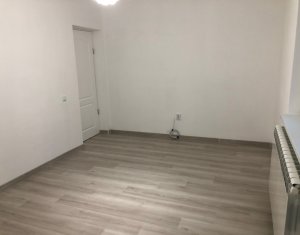 Apartament 3 camere, finisat, parcare, etaj 1, zona centrala