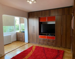 Apartament cu 3 camere, Gheorgheni, pret negociabil