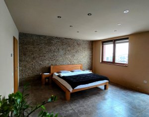 Penthouse situat in Floresti, zona Tautiului