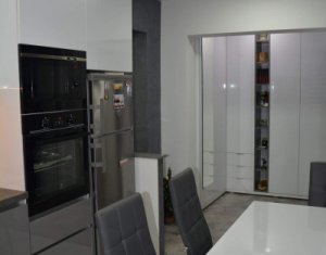 Apartament 3 camere, decomandat, etaj intermediar,Ultrafinisat, Marasti