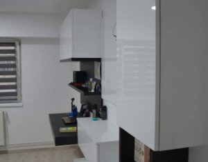 Apartament 3 camere, decomandat, etaj intermediar,Ultrafinisat, Marasti