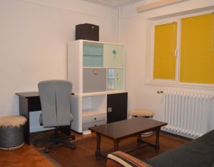 Apartament 2 camere decomandate, etaj intermediar, 55 mp, zona Primaverii