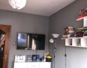 Appartement 3 chambres à vendre dans Cluj-napoca, zone Intre Lacuri