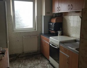 Apartament de 3 camere, 71 mp, 2 locuri de parcare, Gruia, etaj 3/4